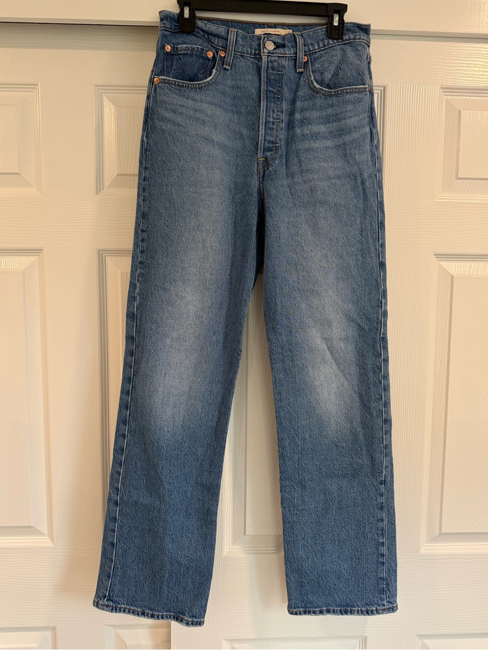 Levi Ribcage Straight Medium Wash Button Fly Jeans, Long - Picture 2 of 6